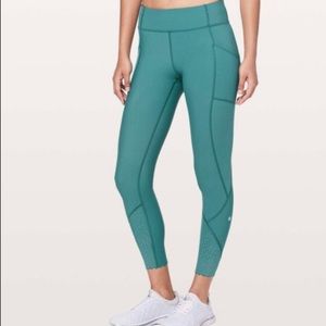 Lululemon reflective tight stuff legging